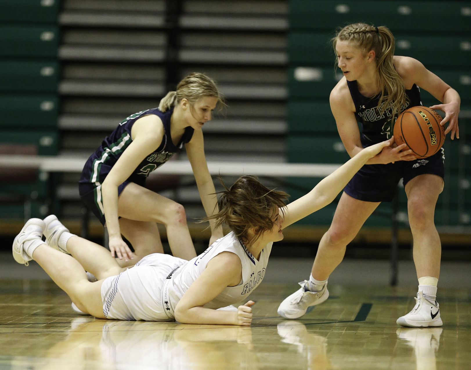 031221-ir-spt-girls-basketball-Skyview-5.jpg
